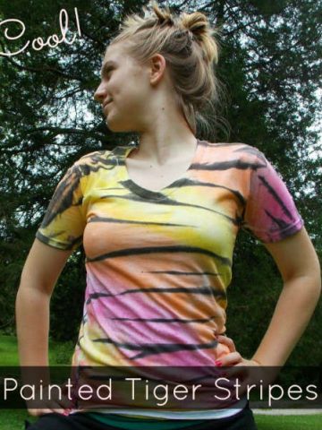 How to Paint Tiger Stripes on a T-Shirt, A FiberArtsy.com tutorial